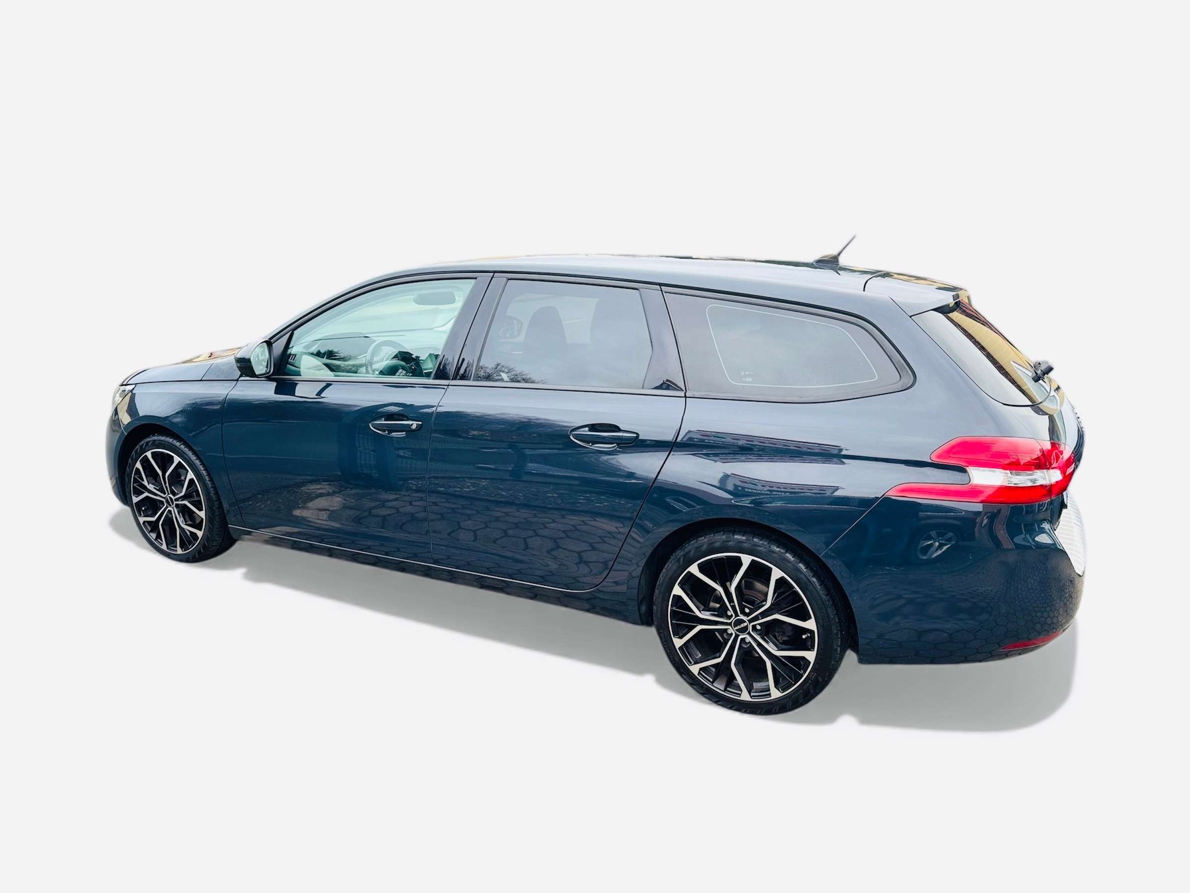 Peugeot 308 Active*PDC*Klima* TEMPO*NAVI*TÜV-NEU* Bild 7