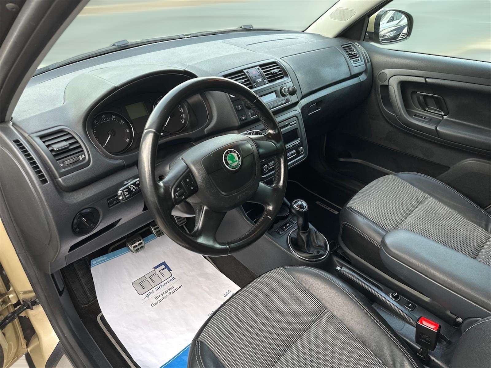 Skoda Fabia 1.2 TSI  Combi*Scout*SHZ*KLIMA* PDC*TEMPO* Bild 9