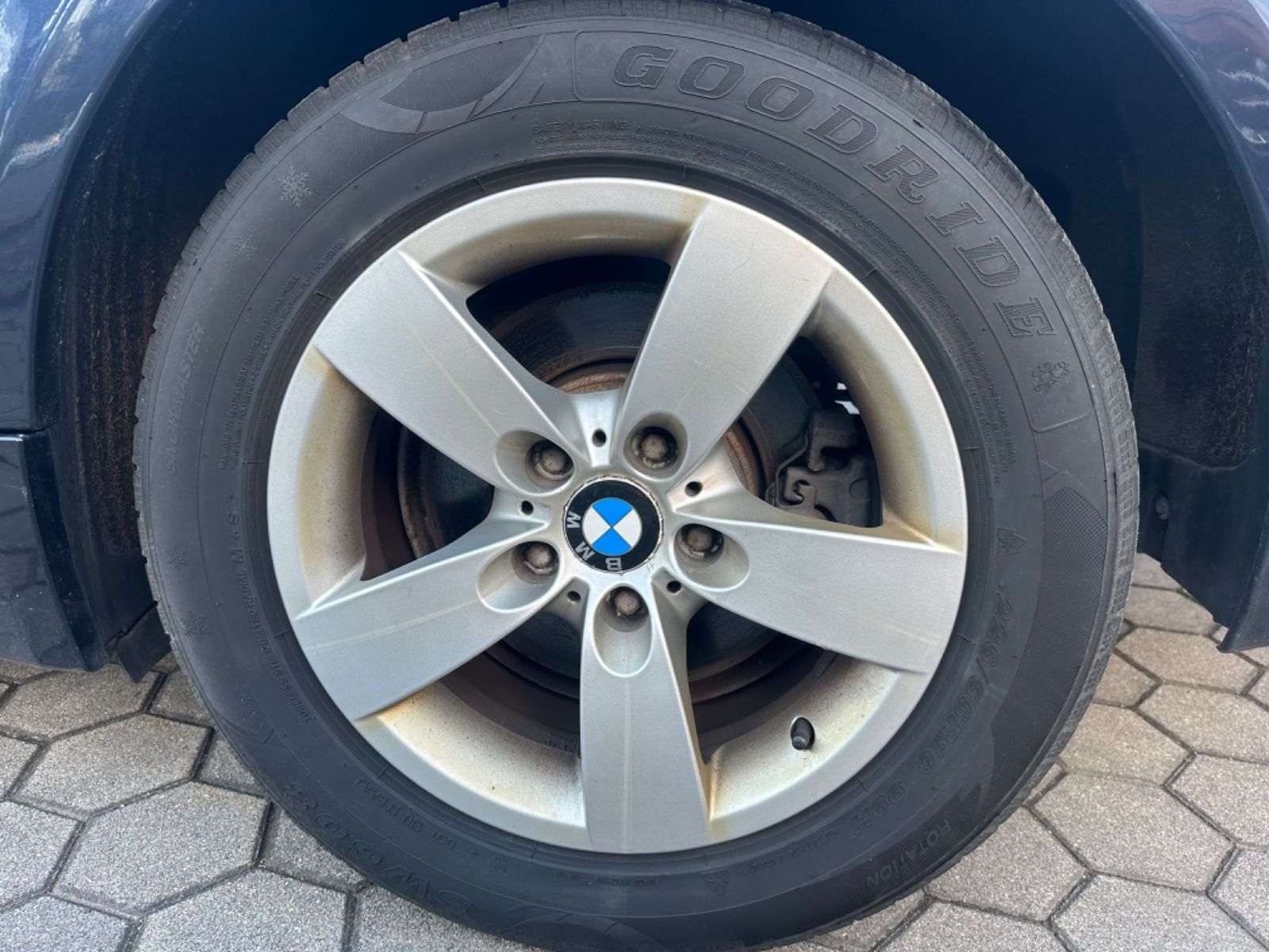 BMW 525 E60 525d NAVI*PDC*TEMPO*AHK* Bild 19